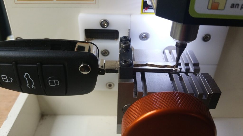 Car Key Cutting Service
